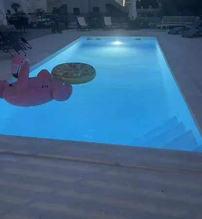 דירה Iva *