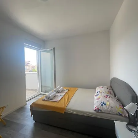 Iva Apartment *