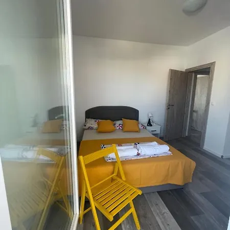 Apartment Iva *
