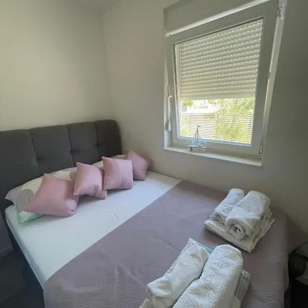 Iva Apartment